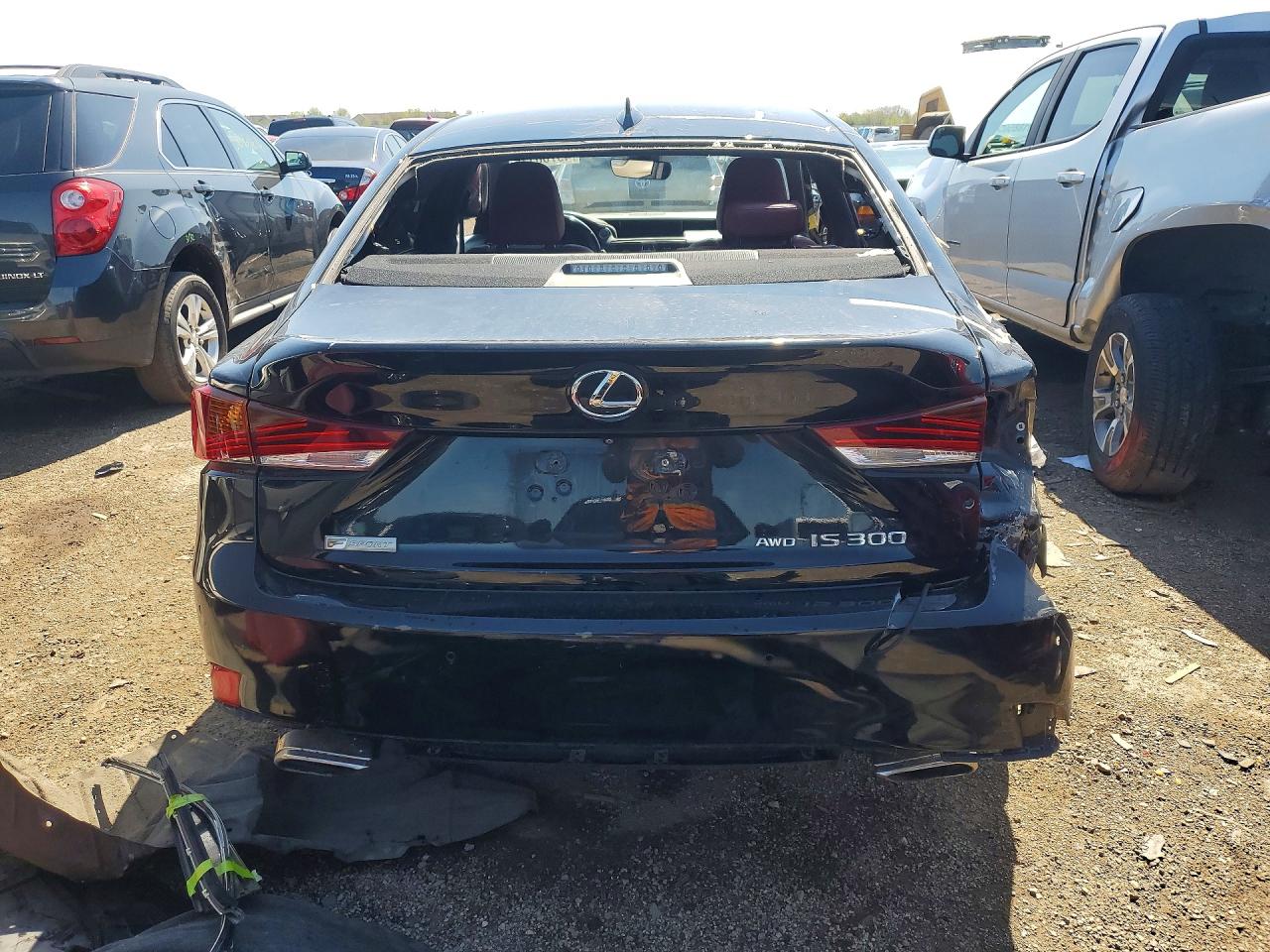 2020 LEXUS IS