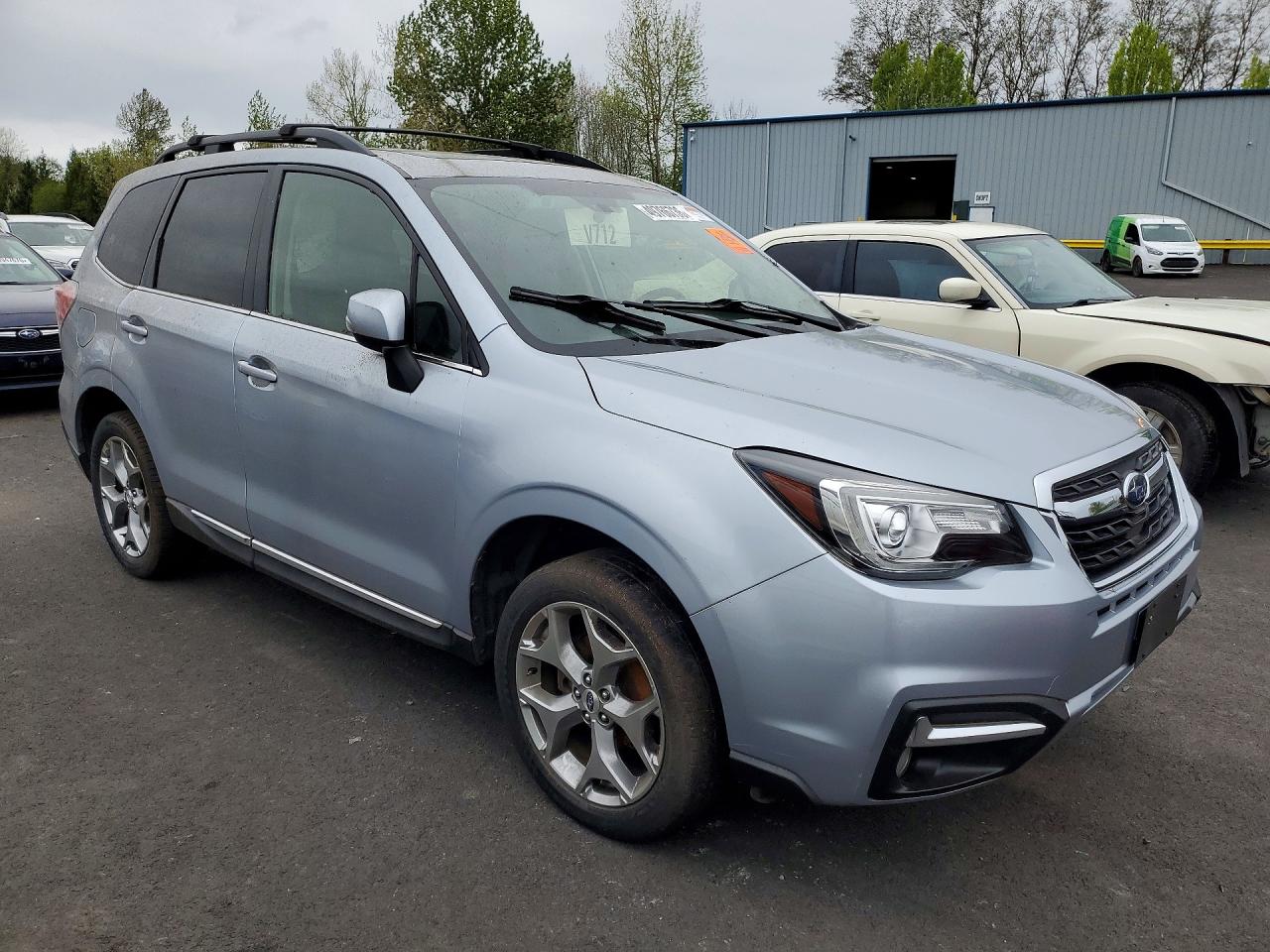 2017 SUBARU FORESTER