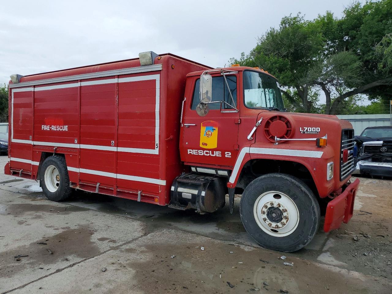 1989 FORD L SERIES
