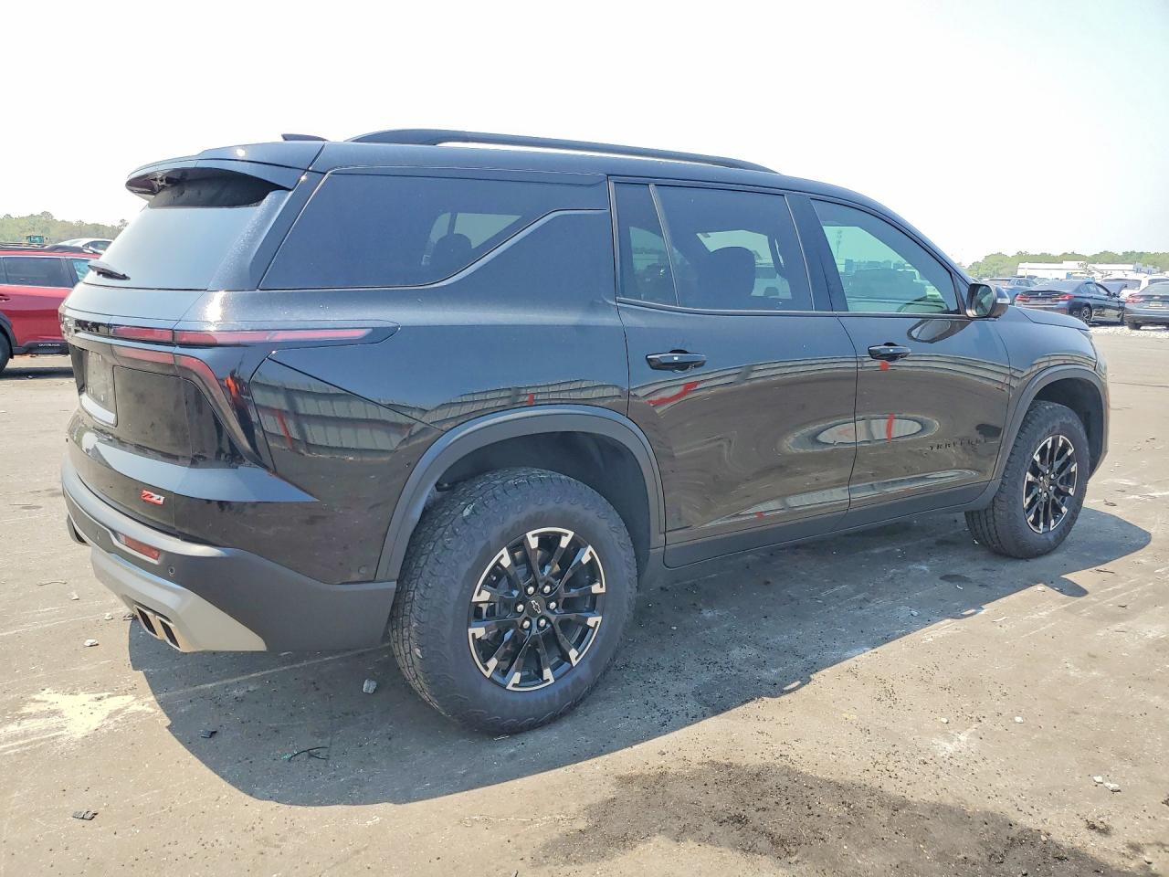 2025 CHEVROLET TRAVERSE