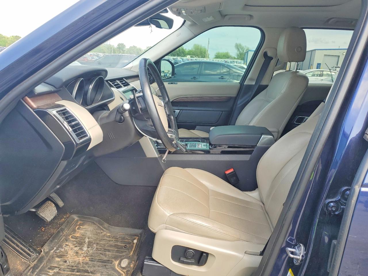 2017 LAND ROVER DISCOVERY