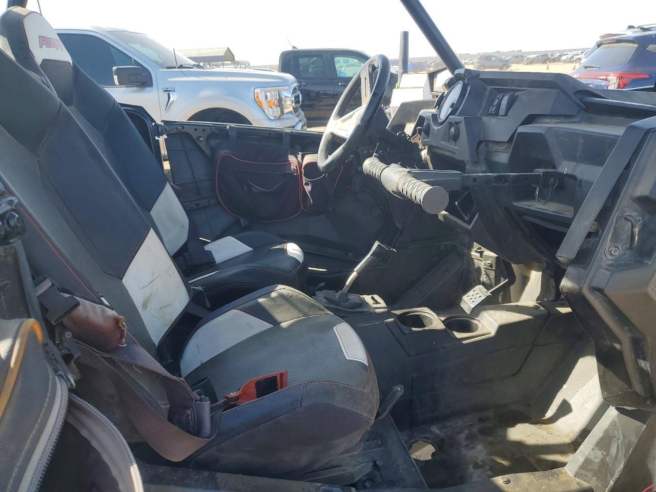 2015 POLARIS SIDEBYSIDE
