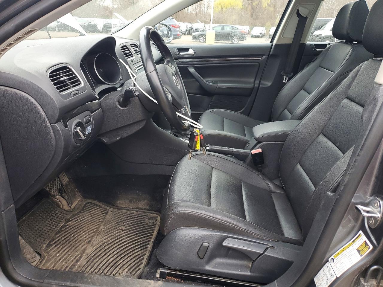 2013 VOLKSWAGEN JETTA