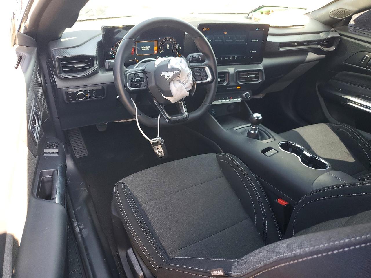2025 FORD MUSTANG