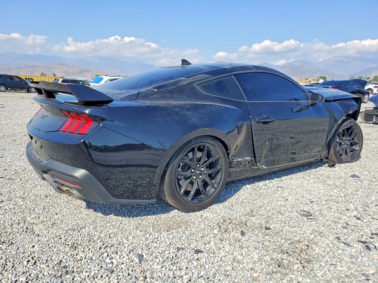 2025 FORD MUSTANG