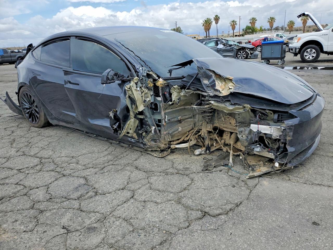 2024 TESLA MODEL 3