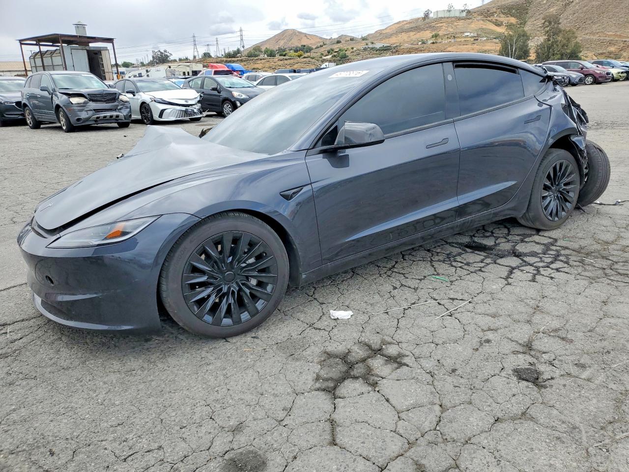 2024 TESLA MODEL 3
