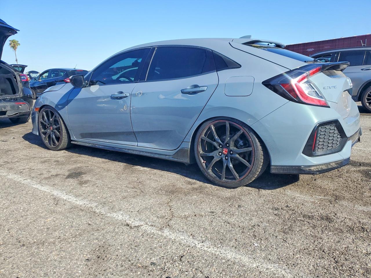 2018 HONDA CIVIC