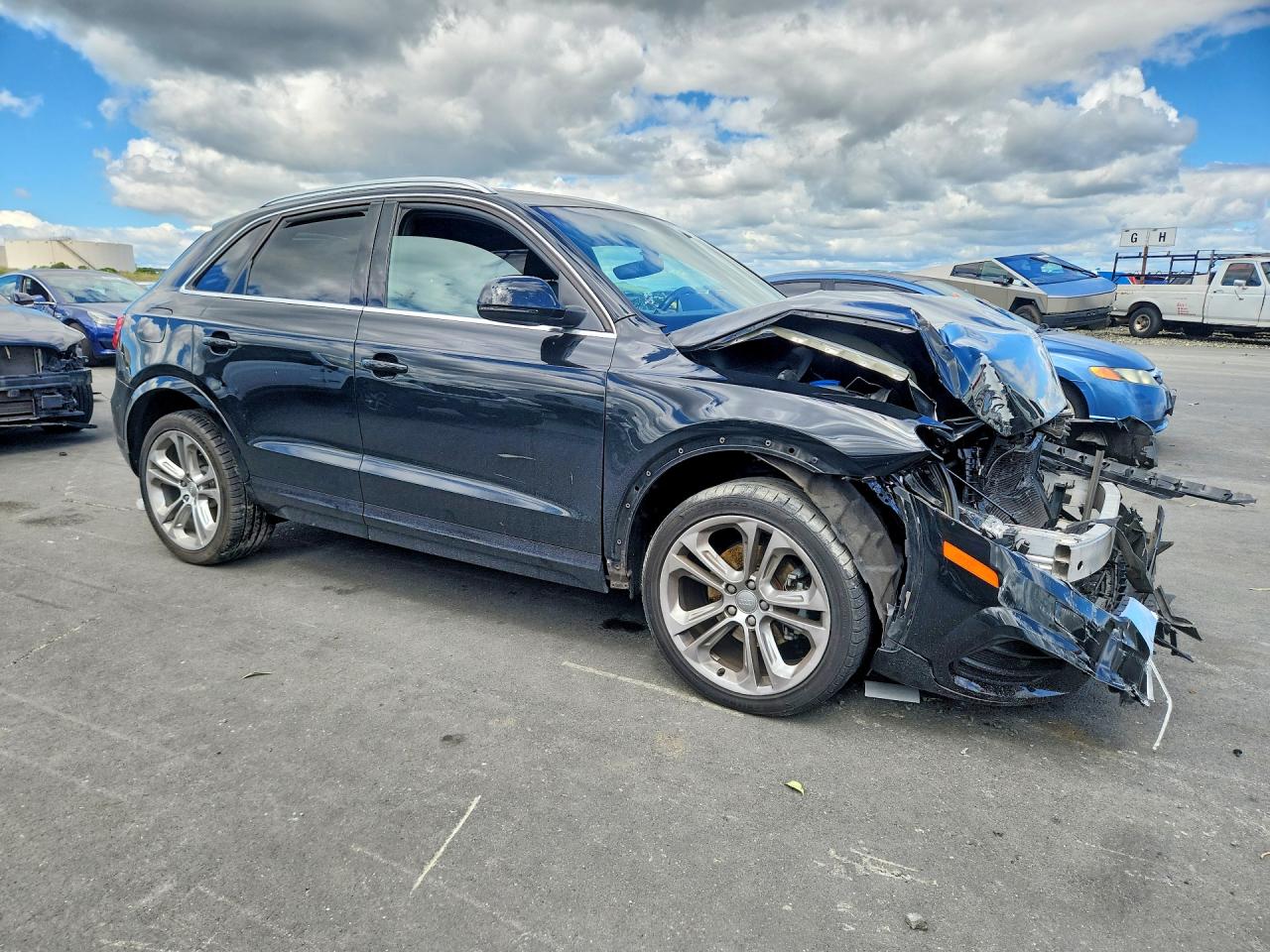 2017 AUDI Q3