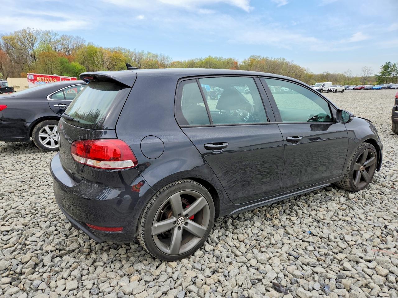 2014 VOLKSWAGEN GTI
