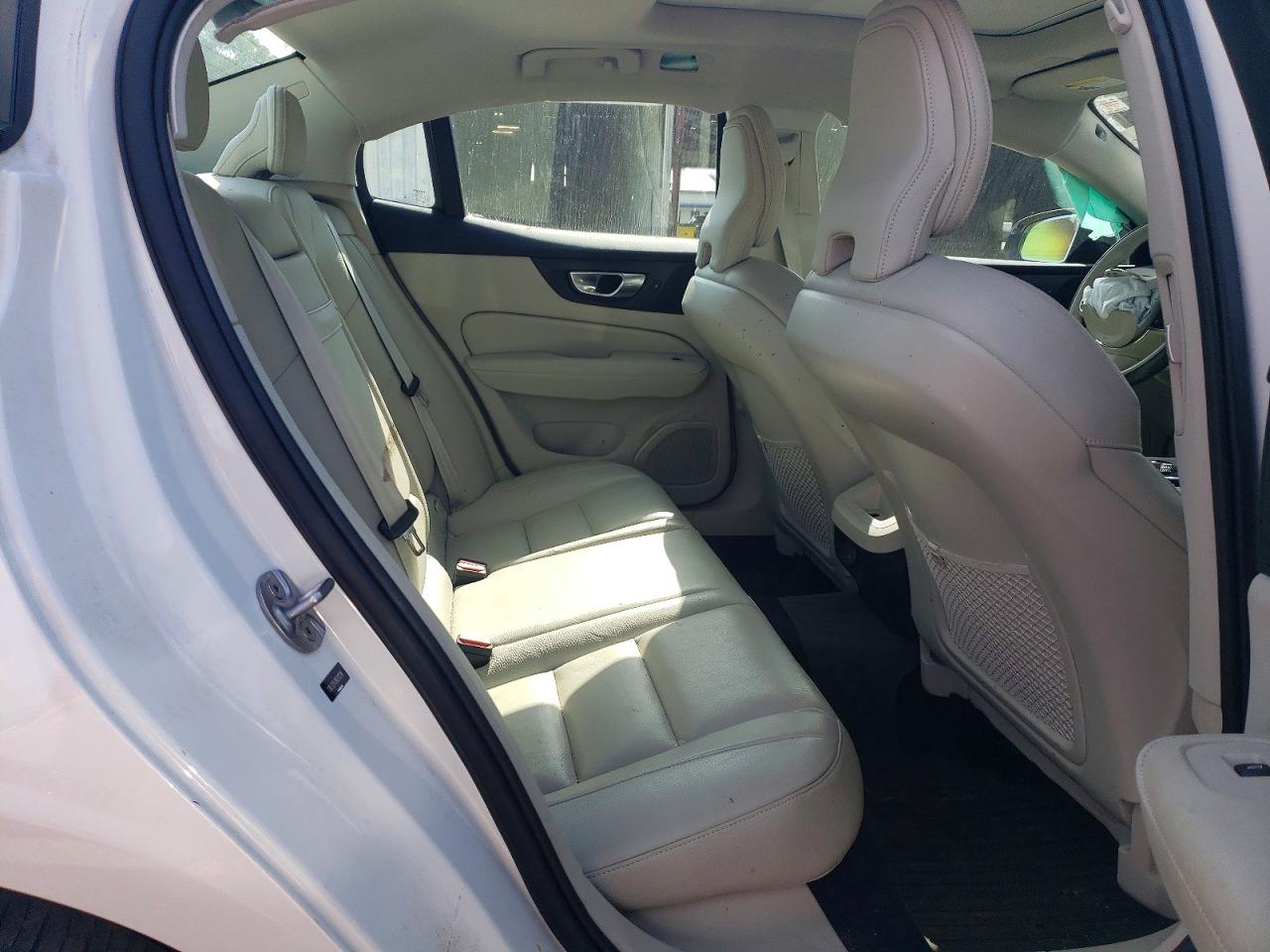 2024 VOLVO S60