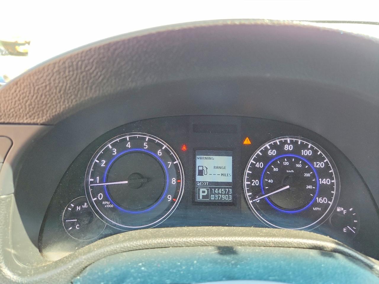 2013 INFINITI G37