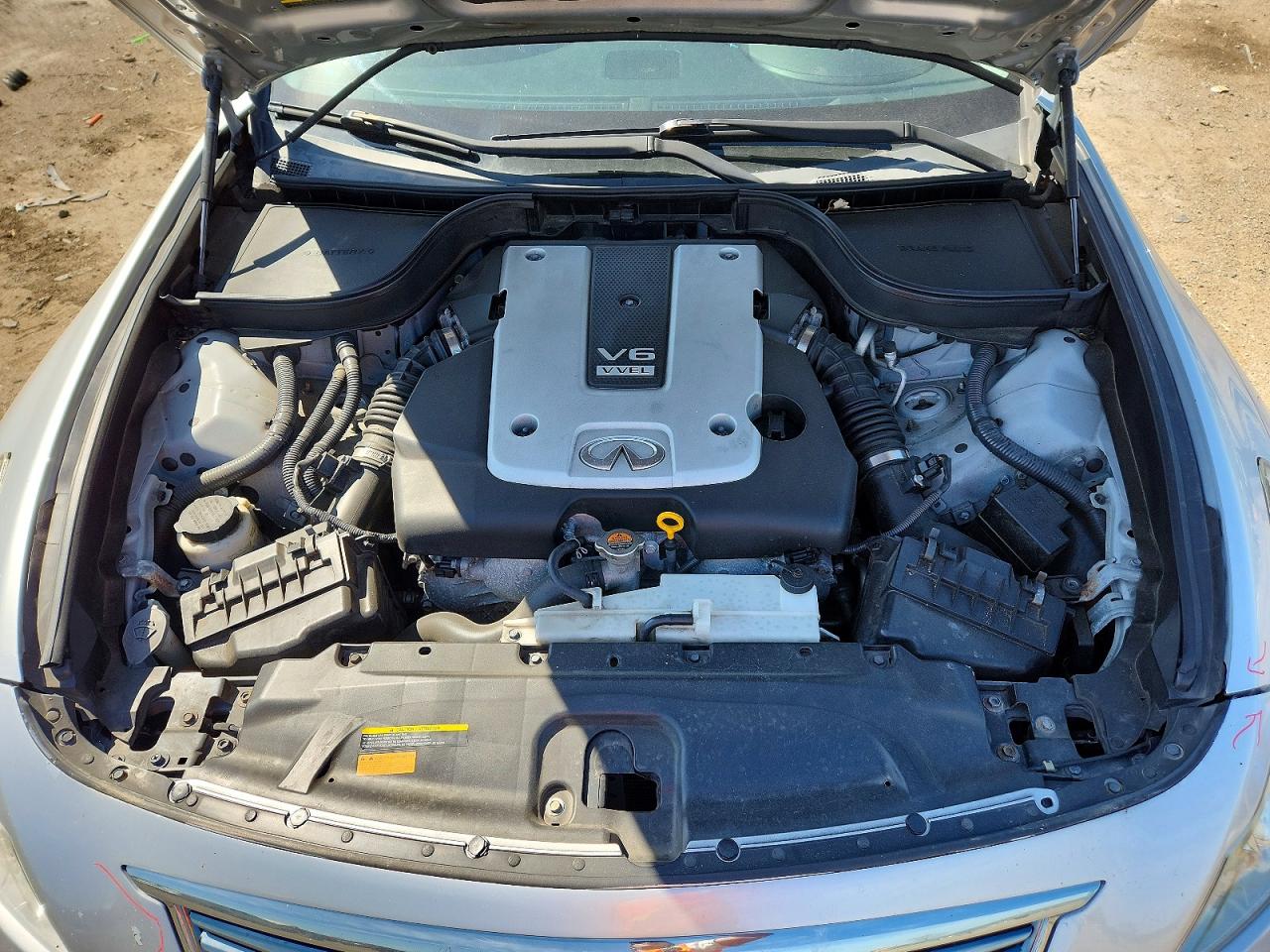 2013 INFINITI G37