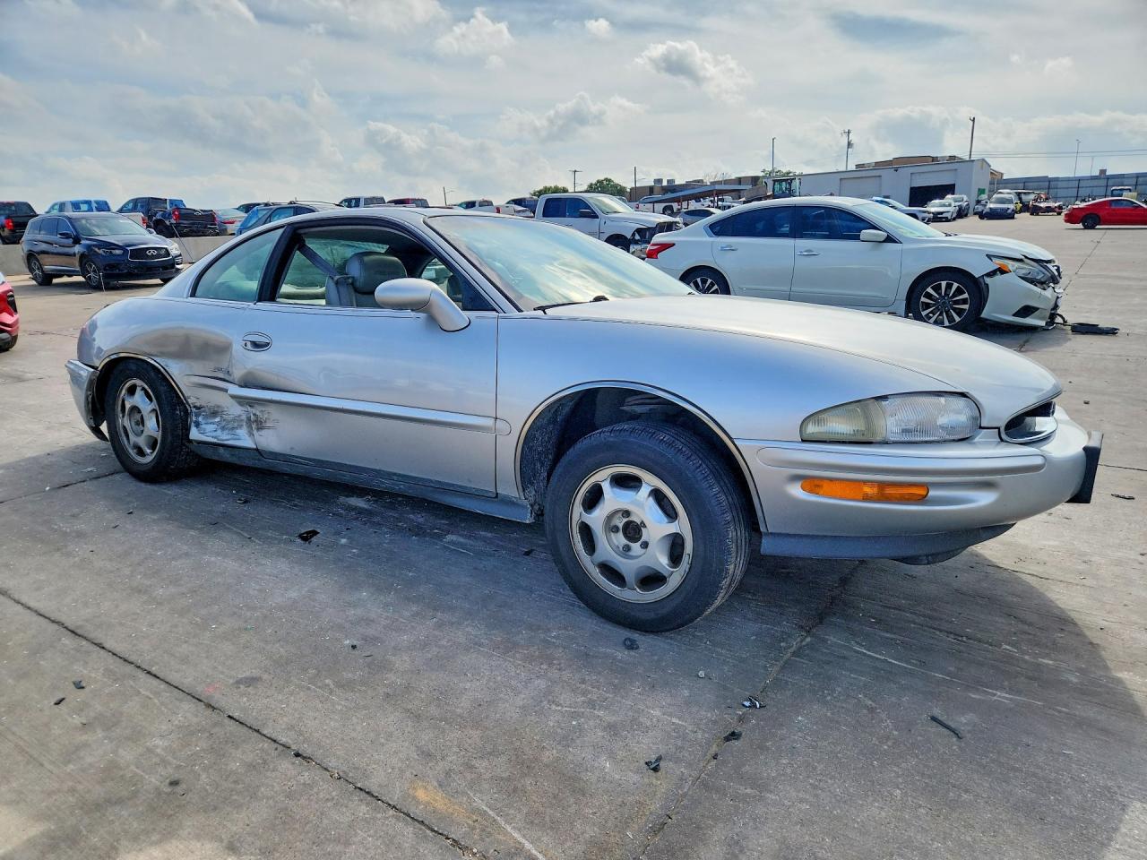 1999 BUICK RIVIERA