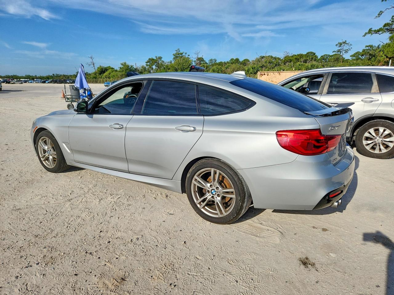 2018 BMW 3 SERIES