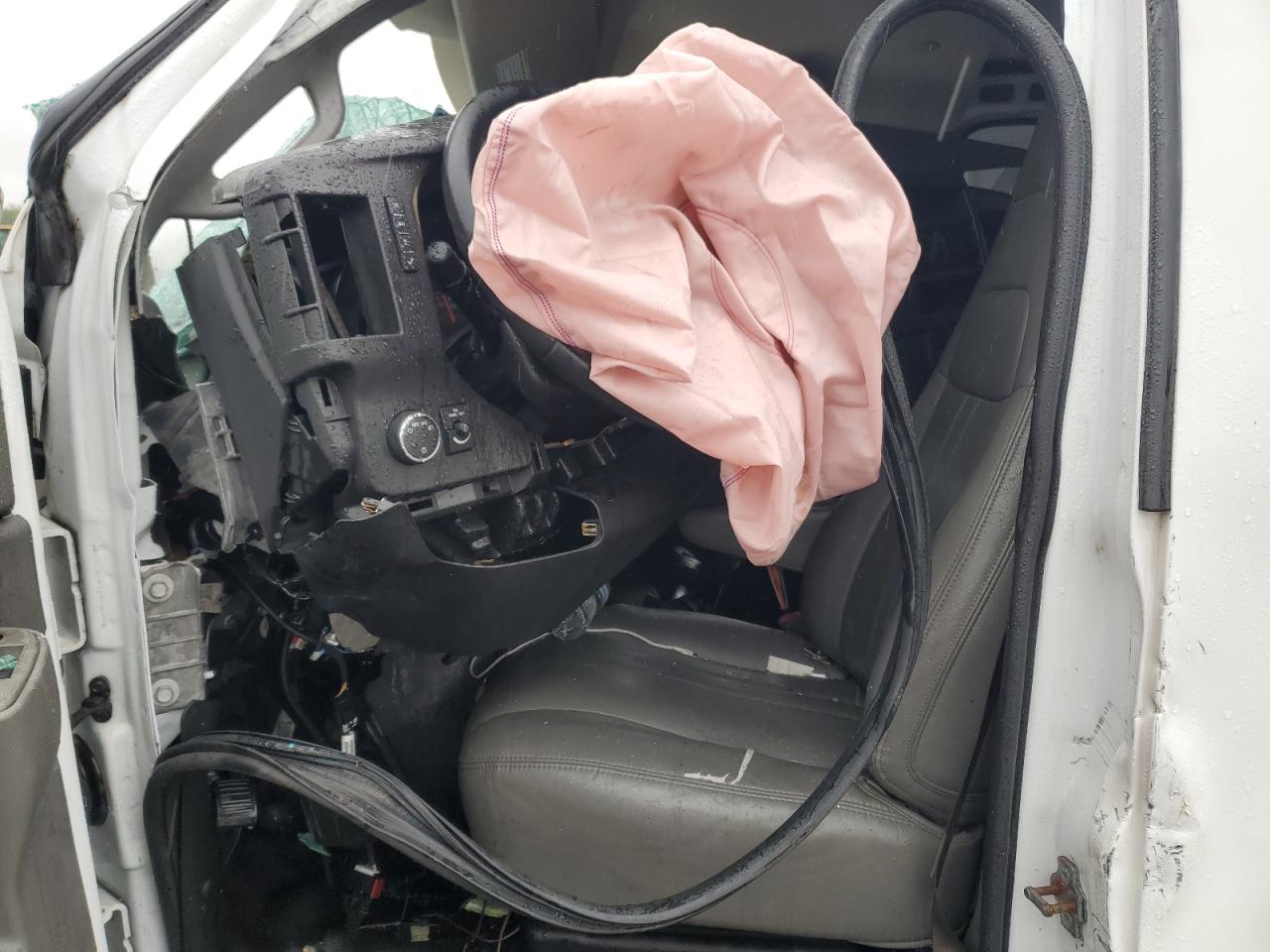 2019 CHEV EXPRESS