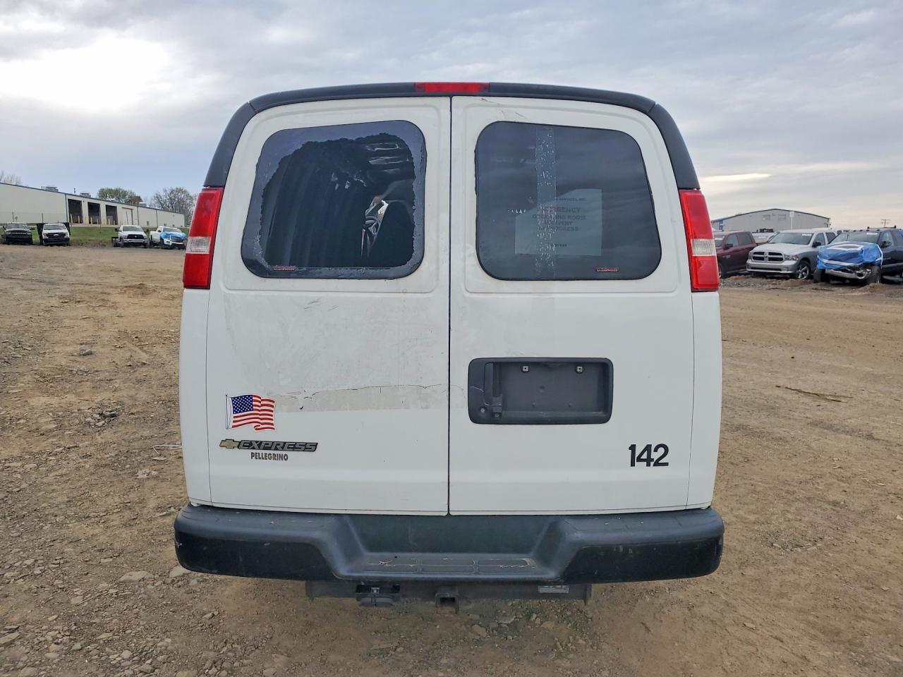 2019 CHEV EXPRESS
