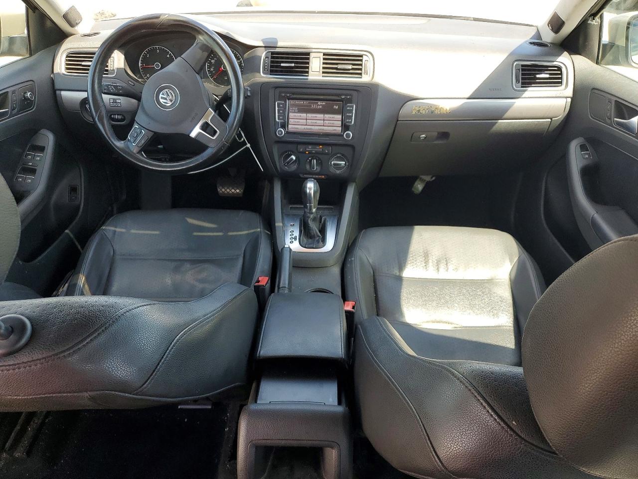2013 VOLKSWAGEN JETTA