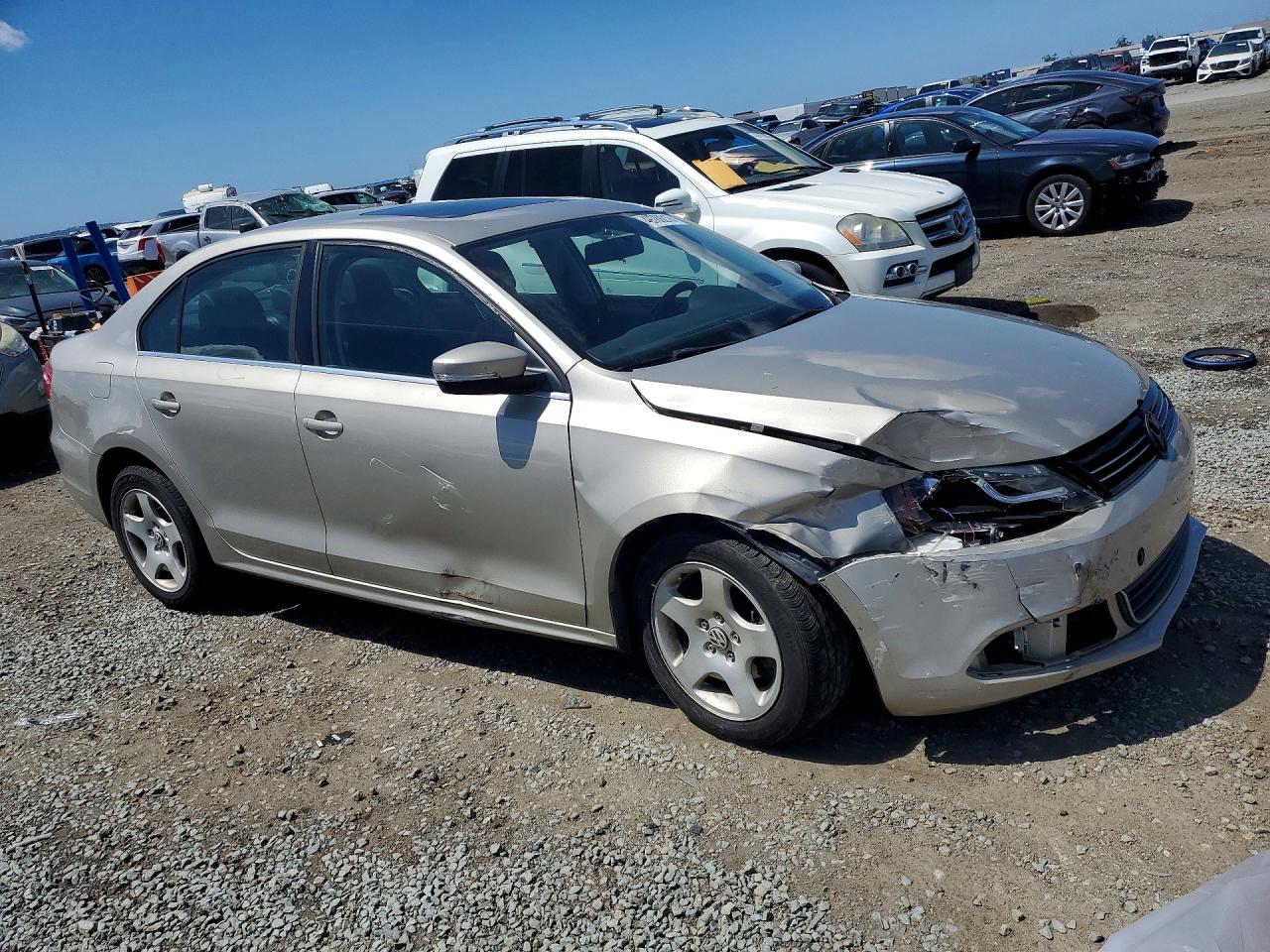 2013 VOLKSWAGEN JETTA