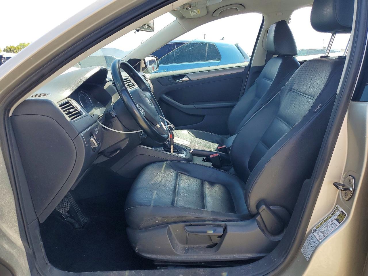 2013 VOLKSWAGEN JETTA
