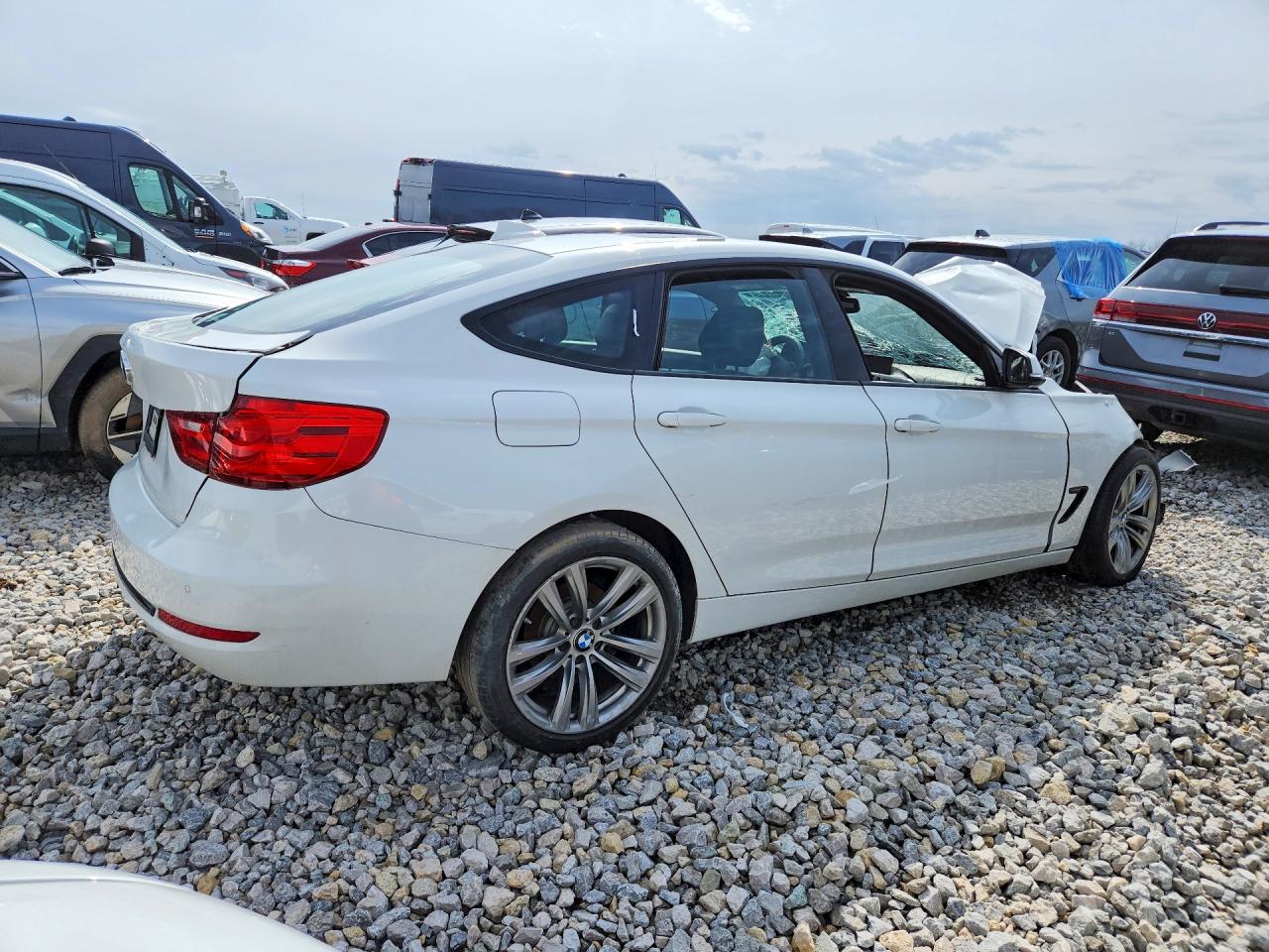 2016 BMW 3 SERIES