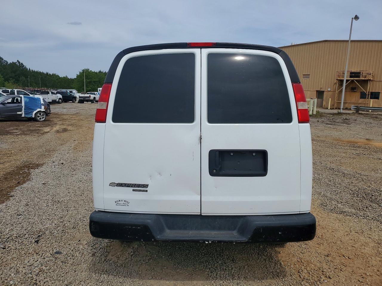 2015 CHEV EXPRESS