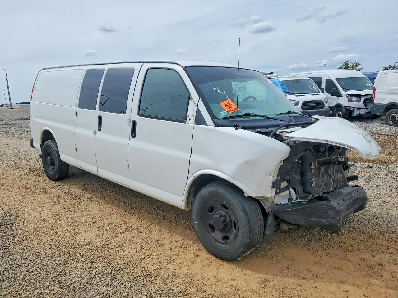 2015 CHEV EXPRESS