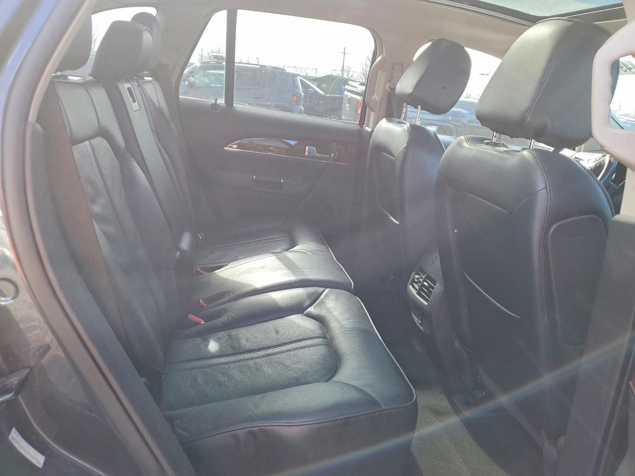 2013 LINCOLN TOWNHOUSE MKX