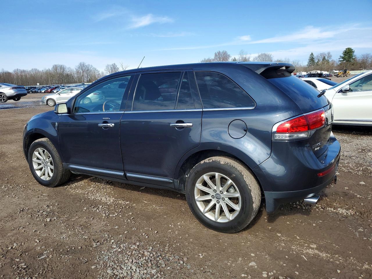 2013 LINCOLN TOWNHOUSE MKX