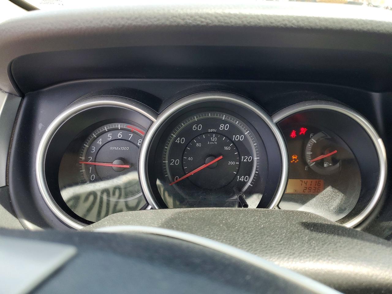 2012 NISSAN VERSA