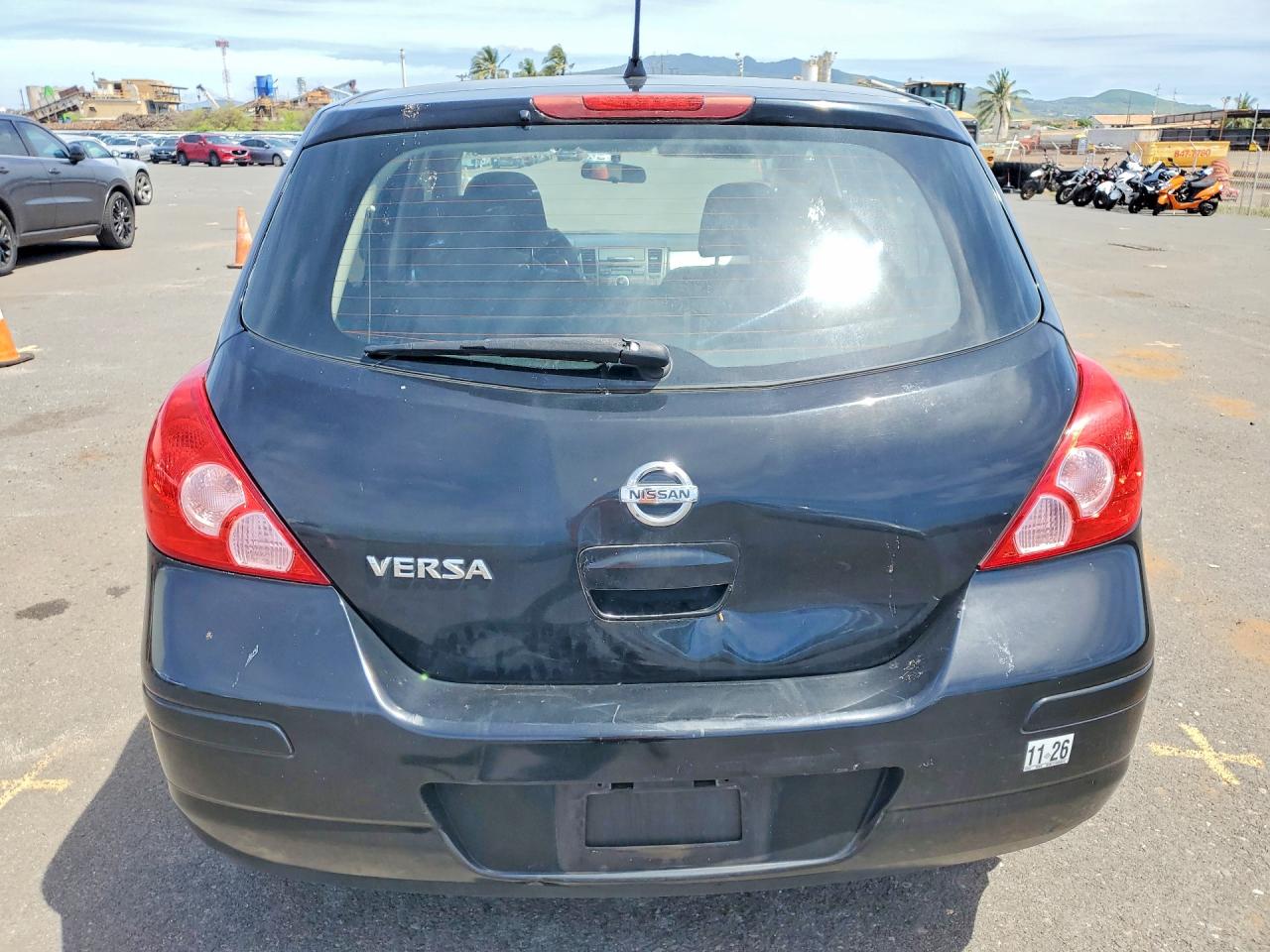 2012 NISSAN VERSA
