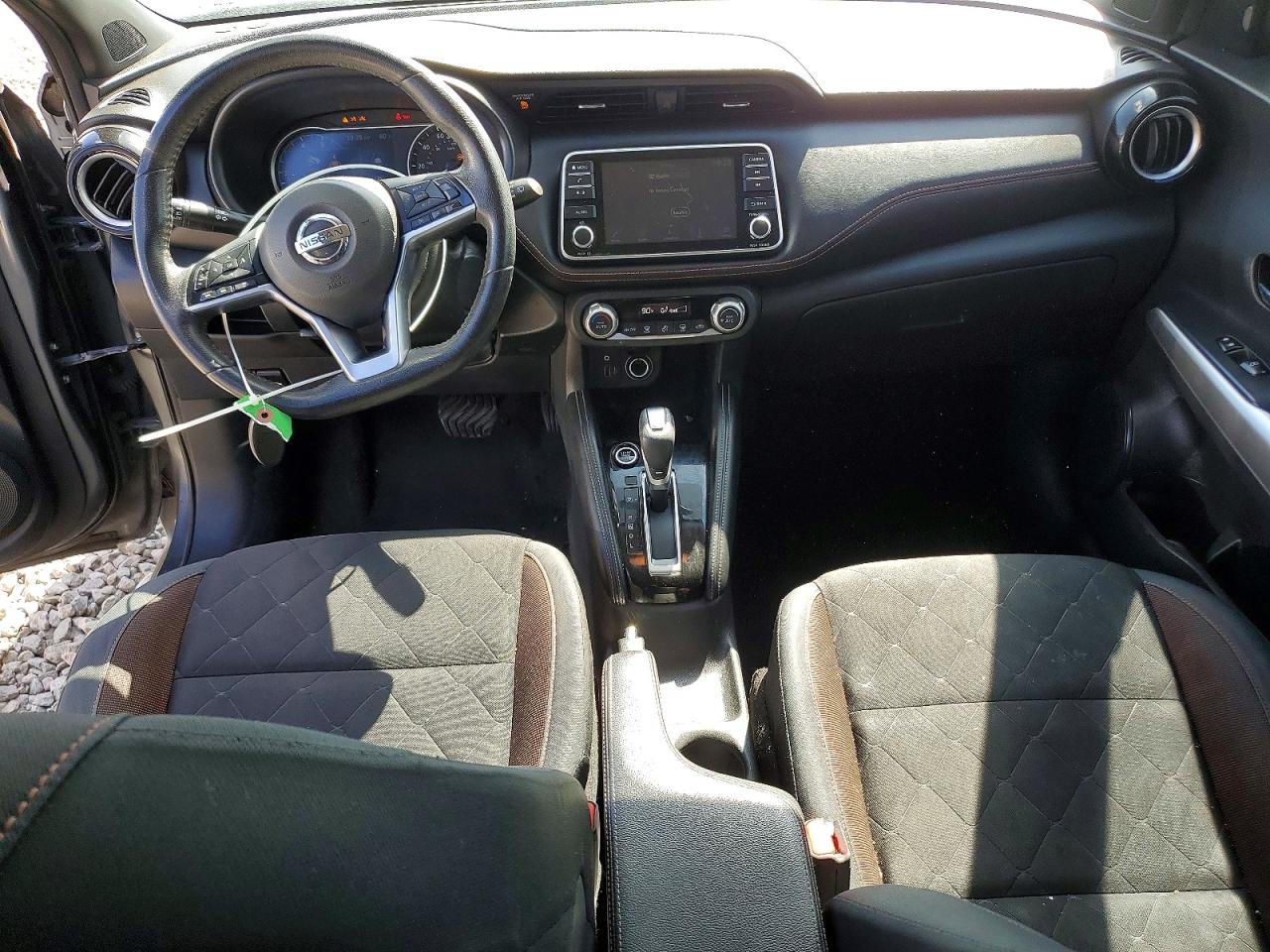 2020 NISSAN KICKS