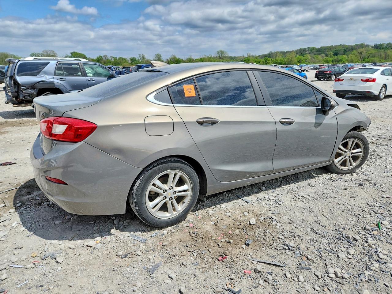 2017 CHEVROLET CRUZE