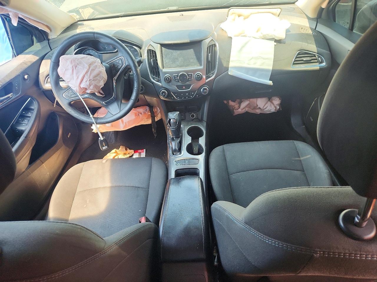 2017 CHEVROLET CRUZE