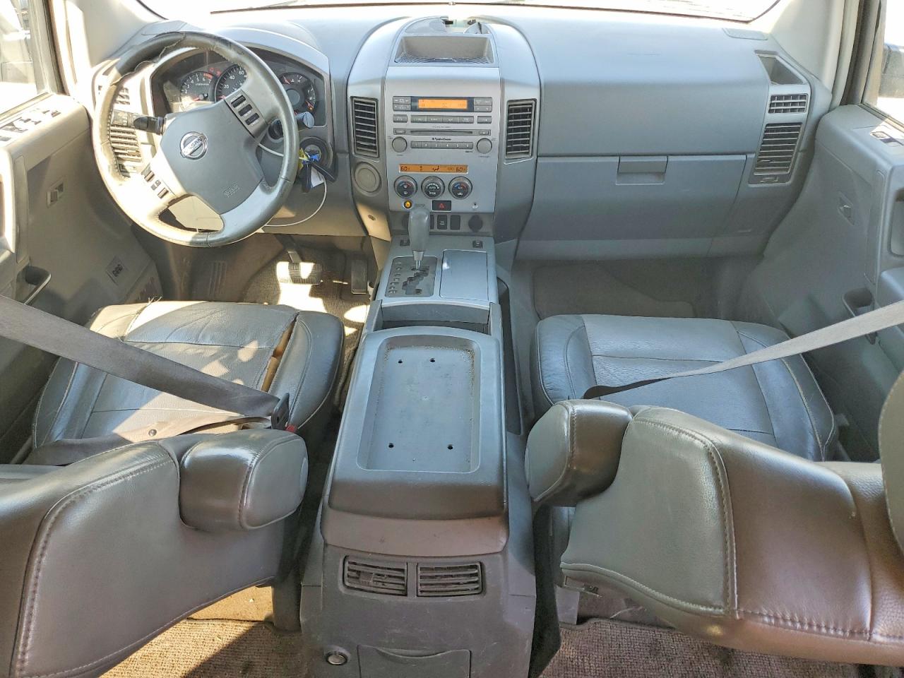 2006 NISSAN TITAN