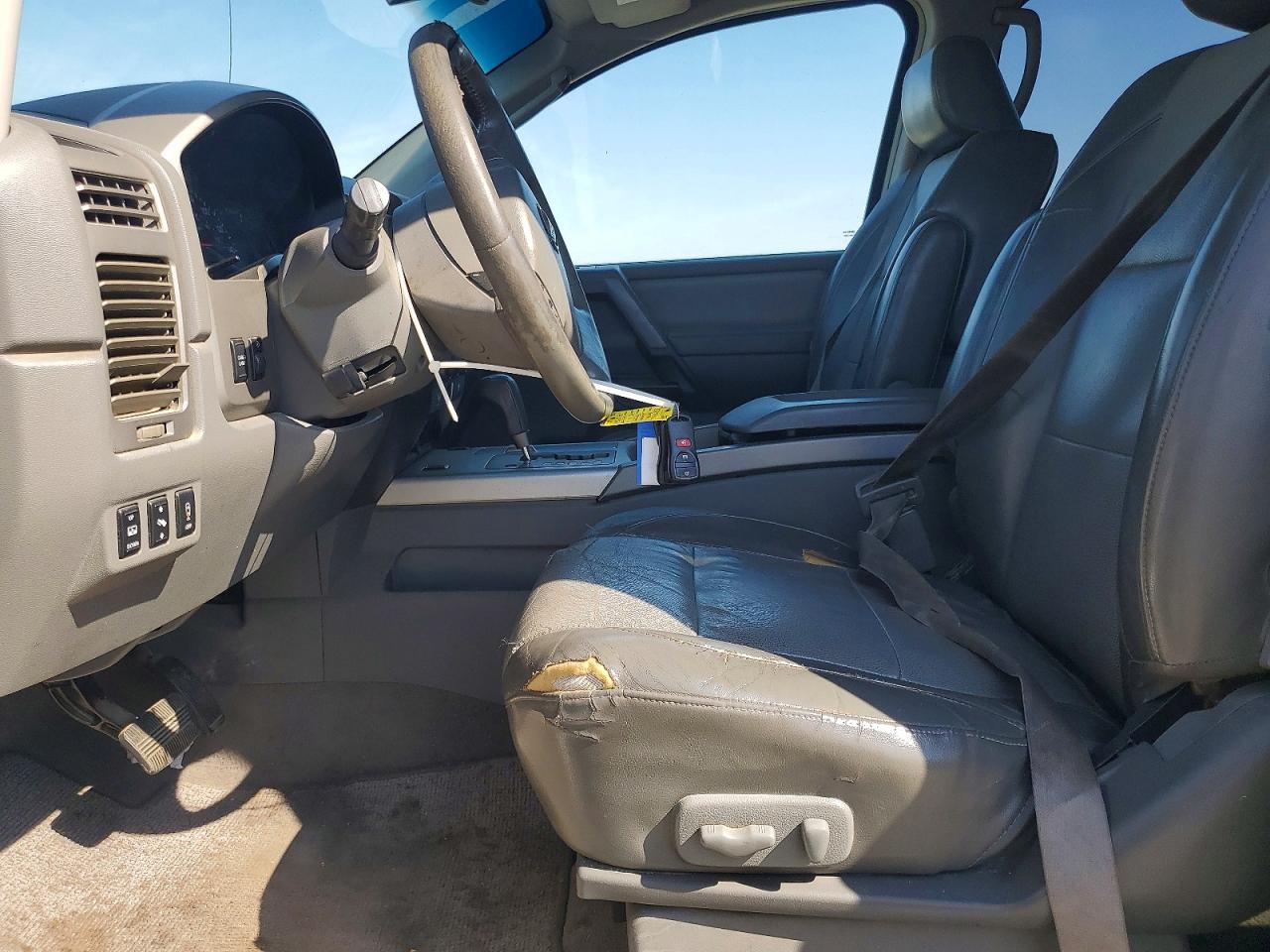 2006 NISSAN TITAN