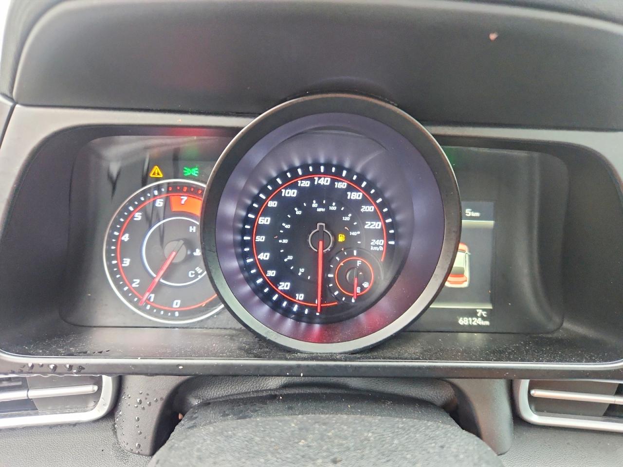 2022 HYUNDAI ELANTRA