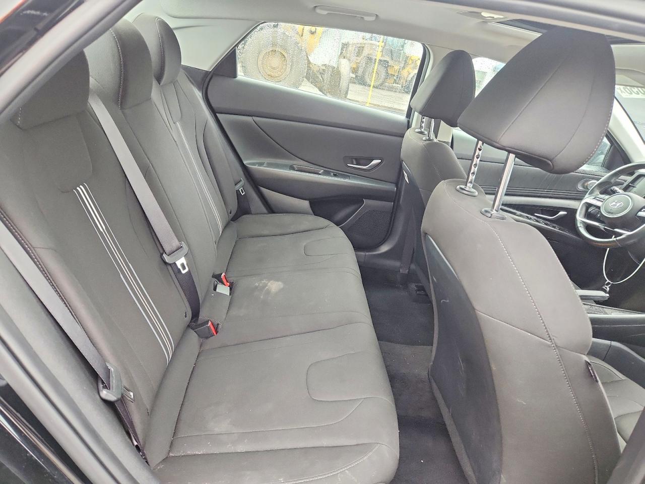 2022 HYUNDAI ELANTRA