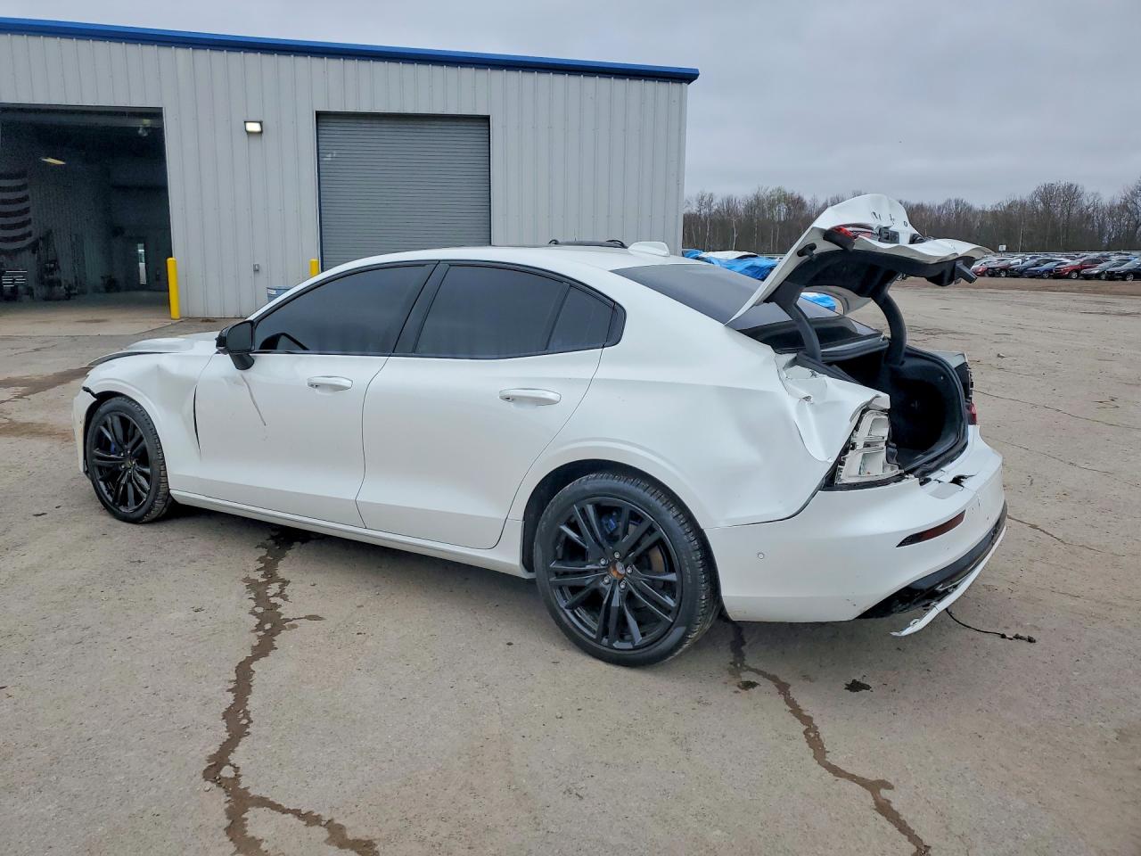2025 VOLVO S60