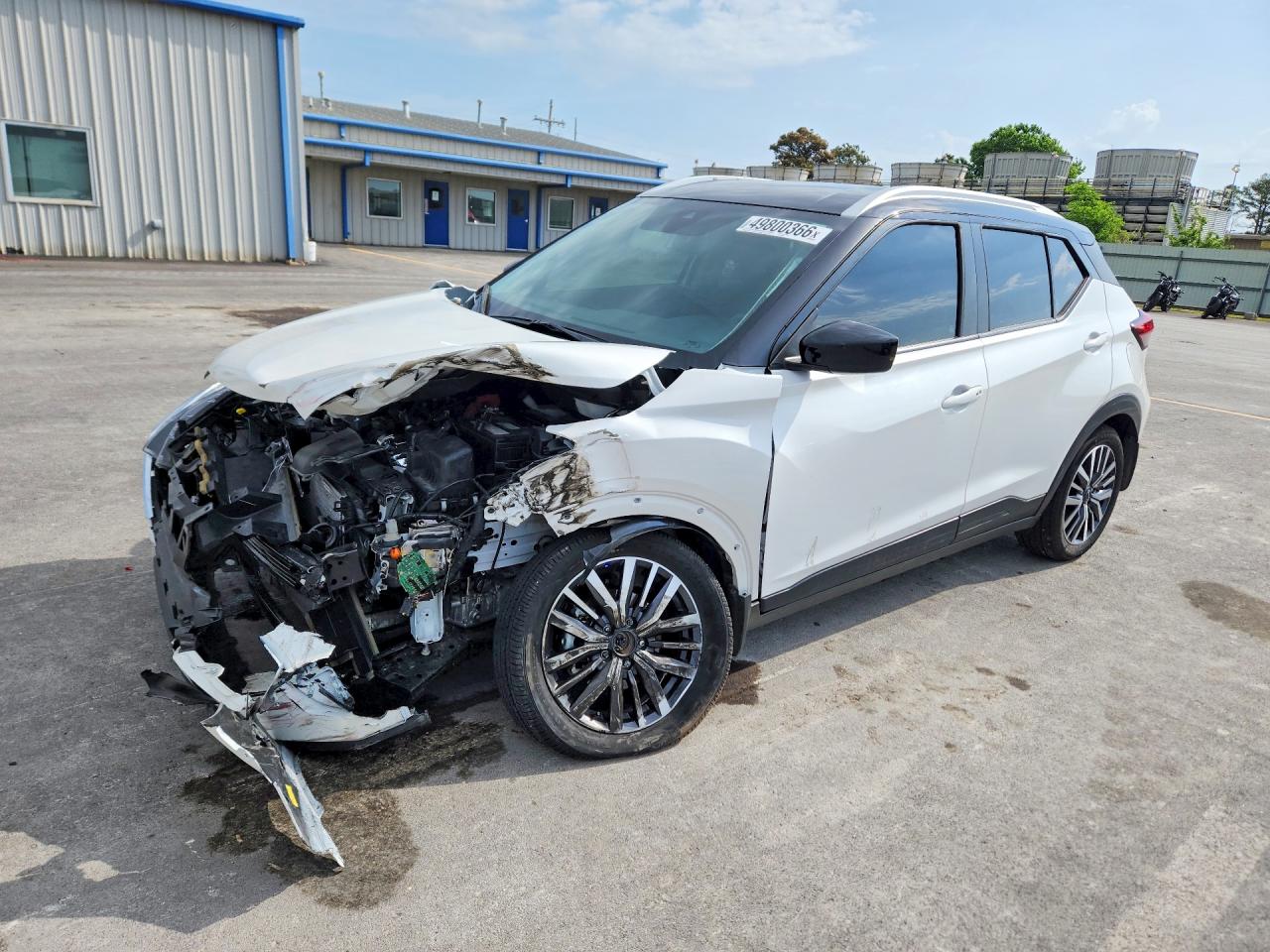 2024 NISSAN KICKS