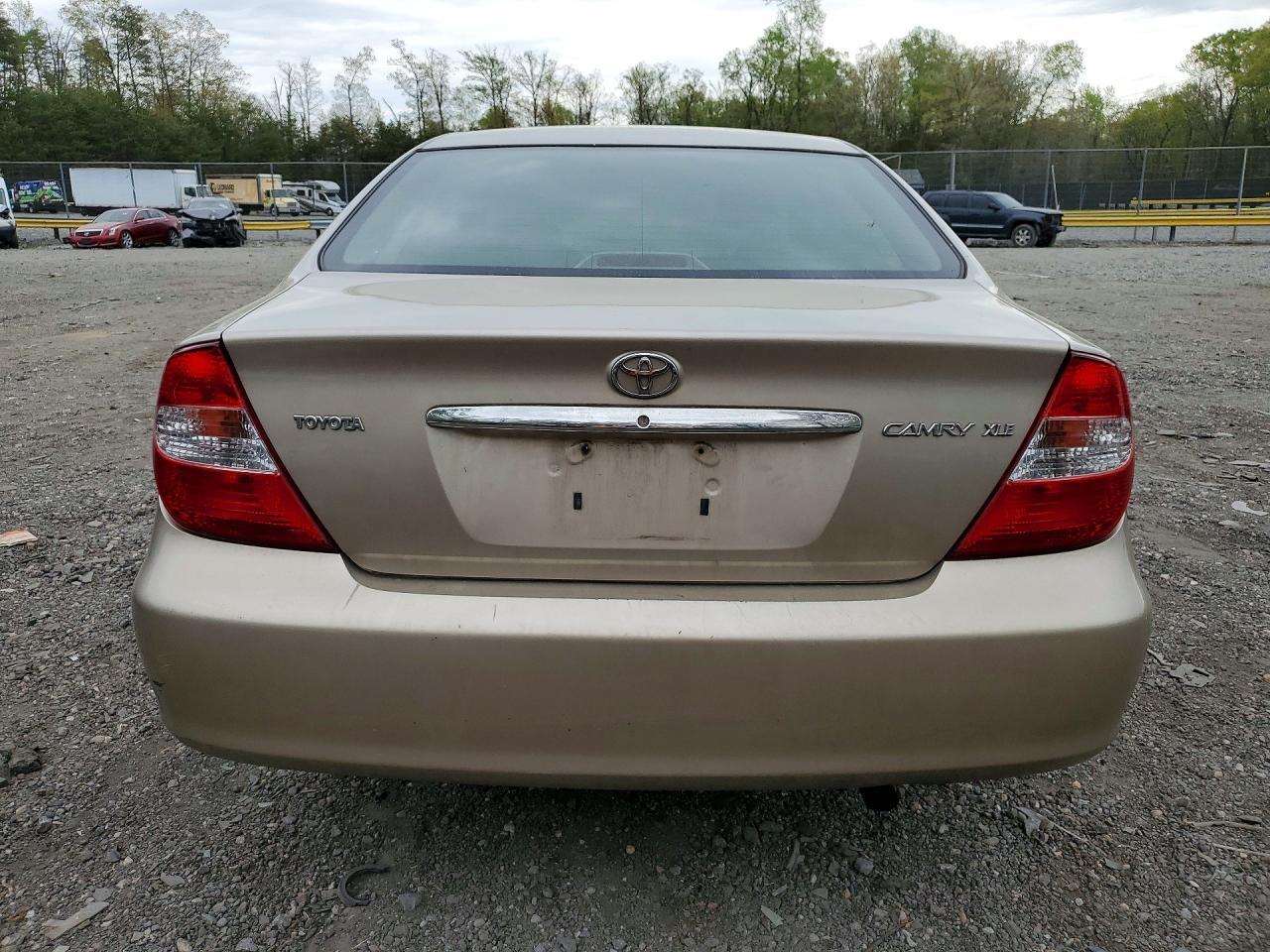 2004 TOYOTA CAMRY