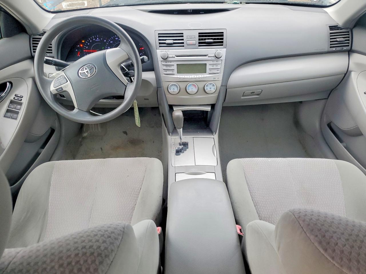 2011 TOYOTA CAMRY