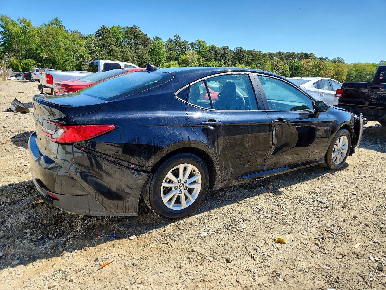 2025 TOYOTA CAMRY