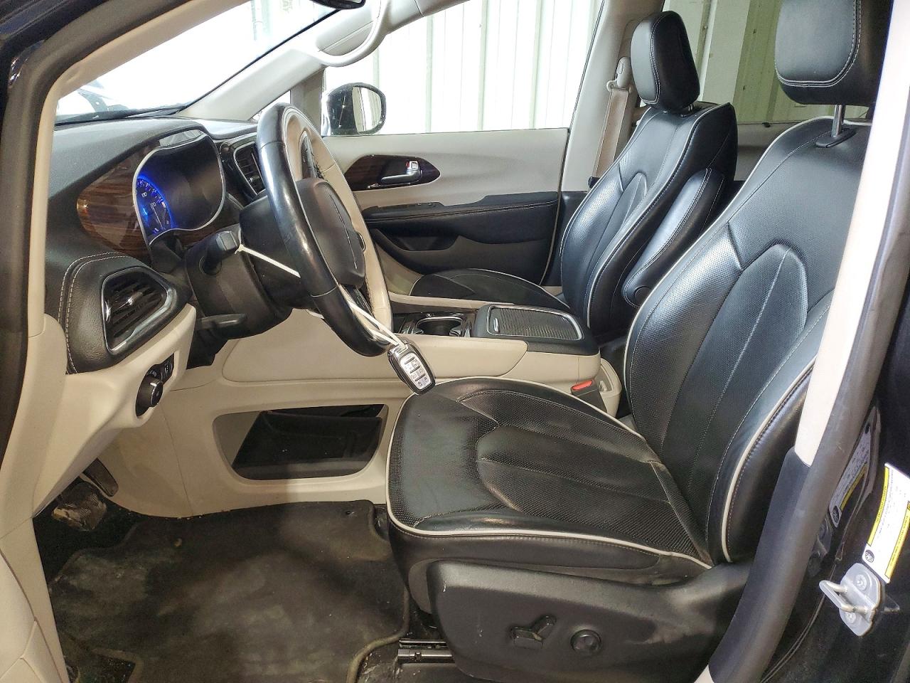 2021 CHRYSLER PACIFICA