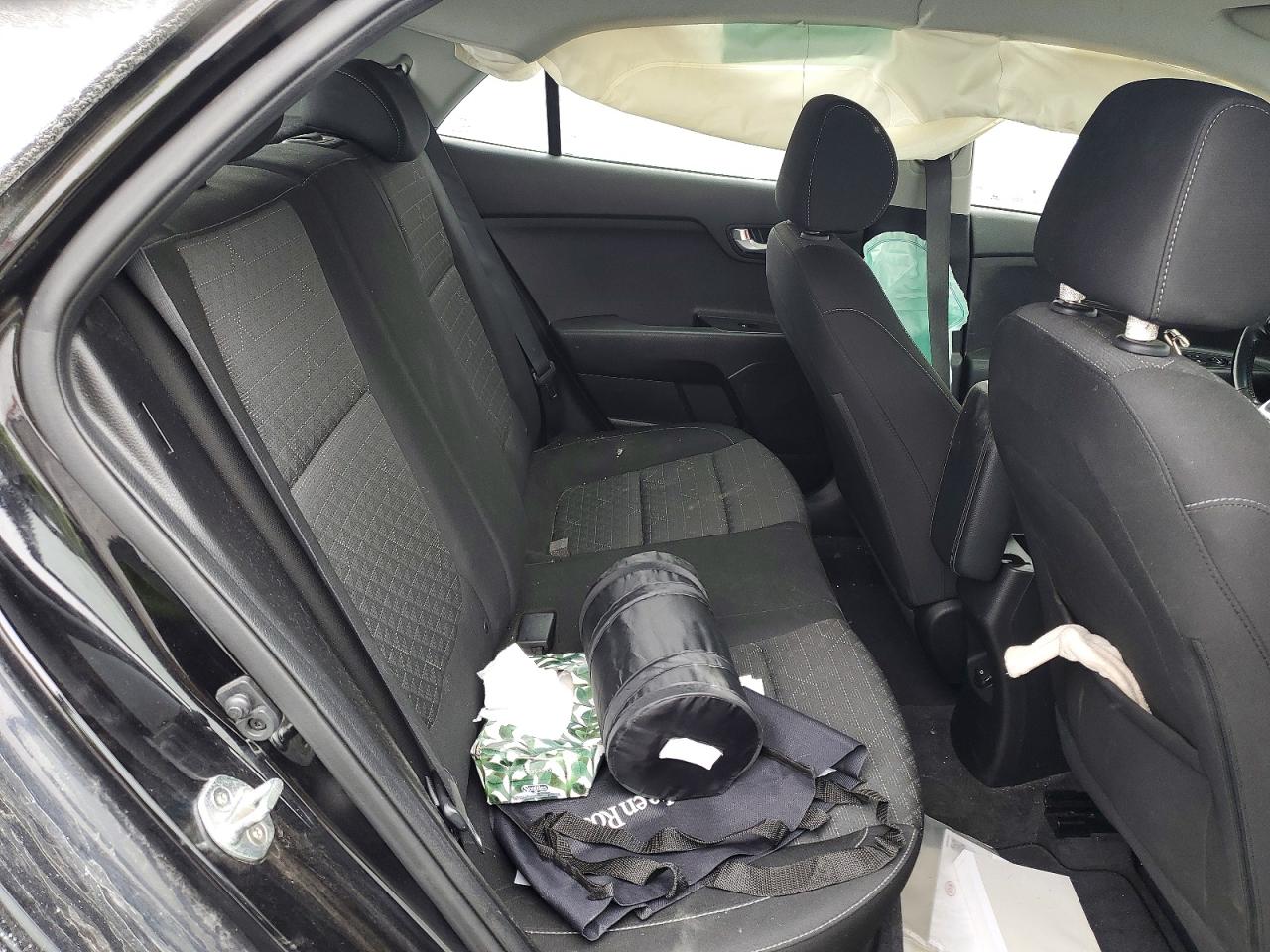 2018 KIA RIO