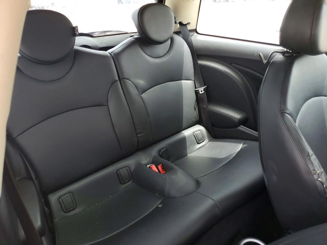 2013 MINI COOPER