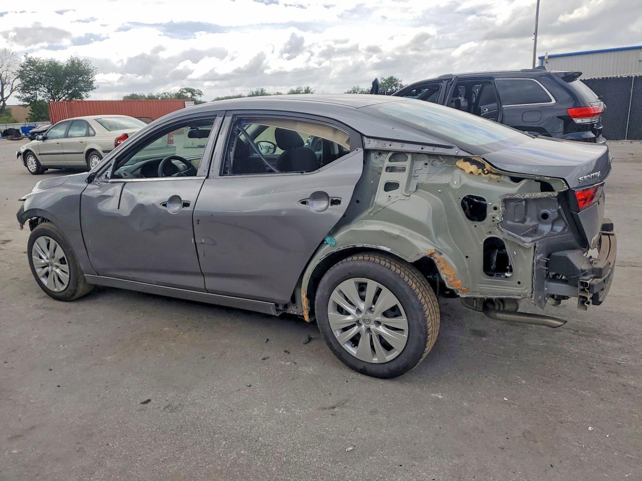 2024 NISSAN SENTRA