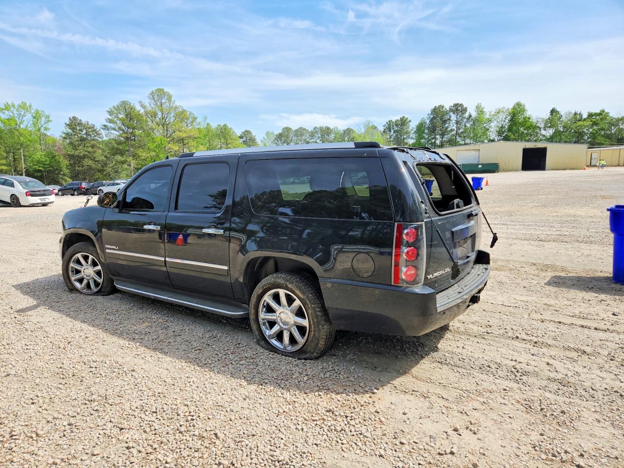 2012 GMC YUKON