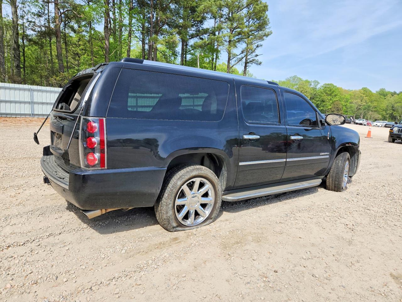 2012 GMC YUKON
