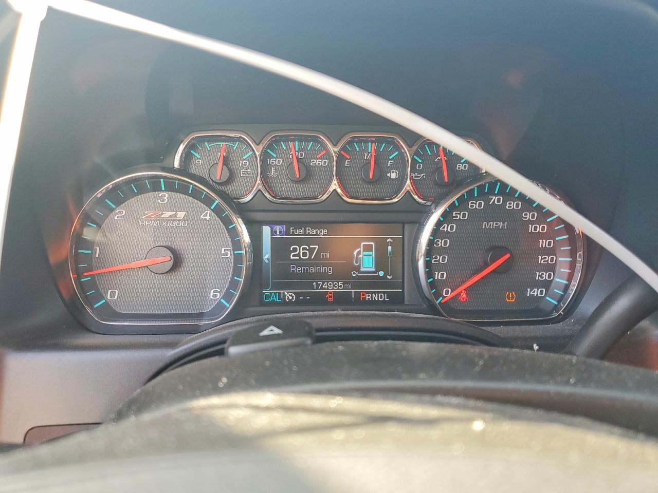 2017 CHEVROLET SILVERADO